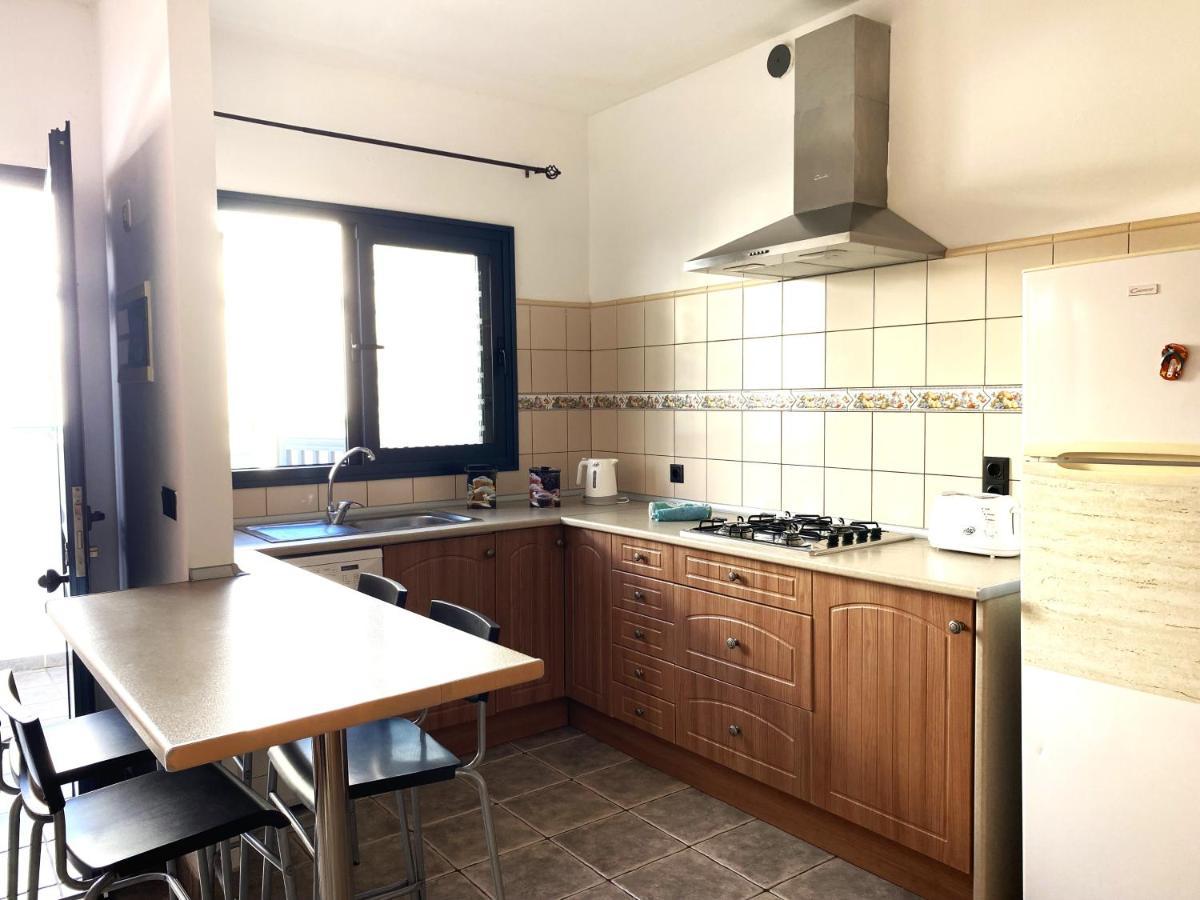 Apartamento Sol Playa Punta Mujeres Екстериор снимка